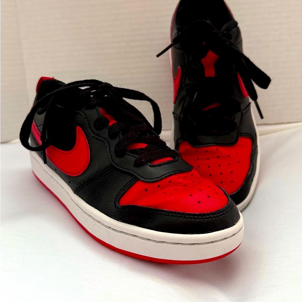 Nike Court Borough Low2 GS Black Red Retro - size 4